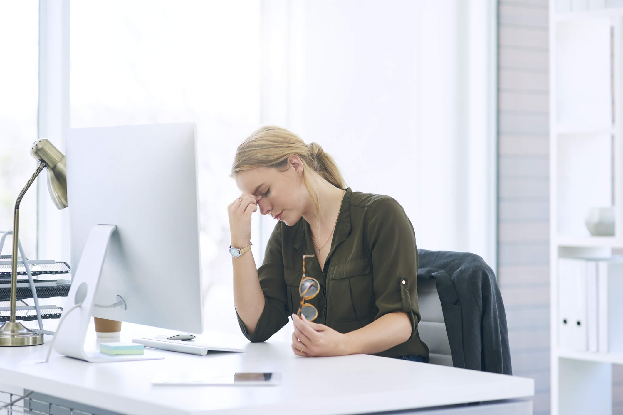 symptoms women sleep apnea